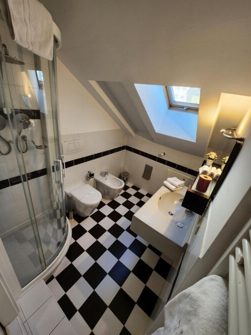 Hotel Millennium image 6